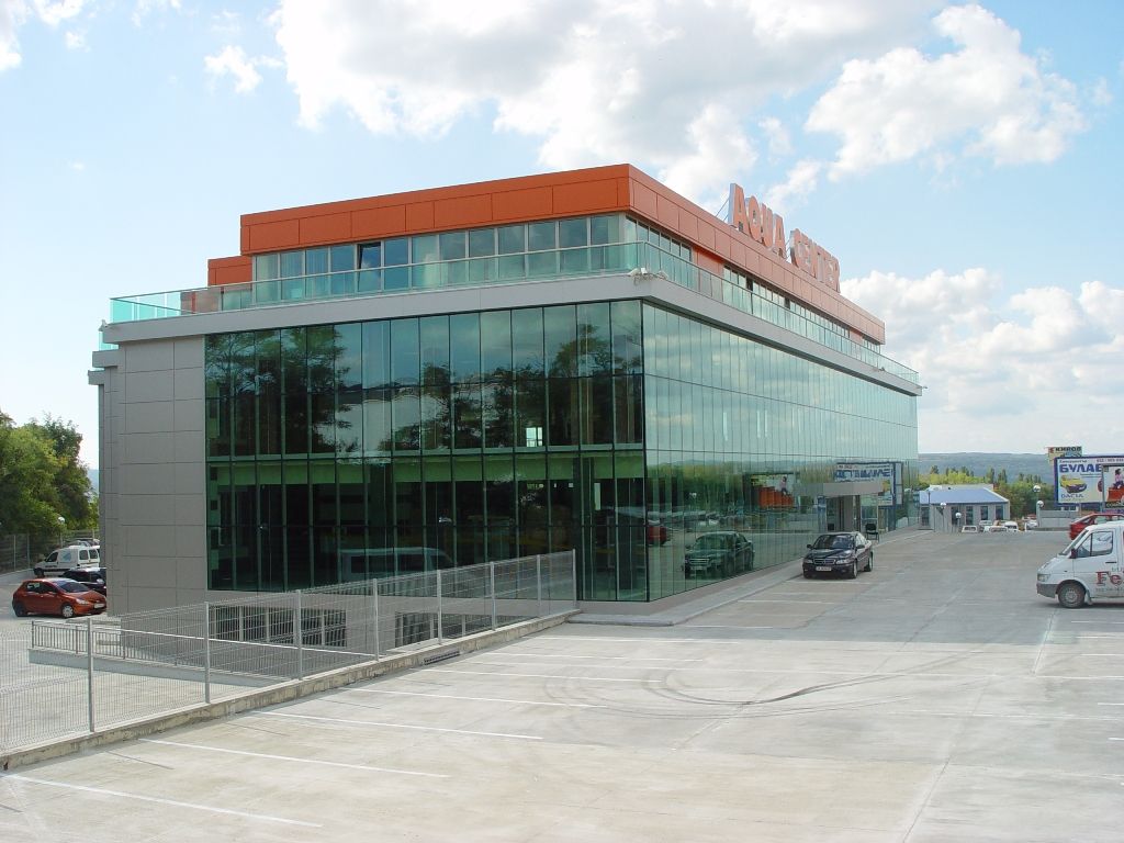 Commercial-office building "AQUA CENTER"